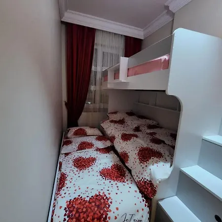 Large 4-bedroom Gem Behind Cevahir Mall, Sisli Διαμέρισμα *