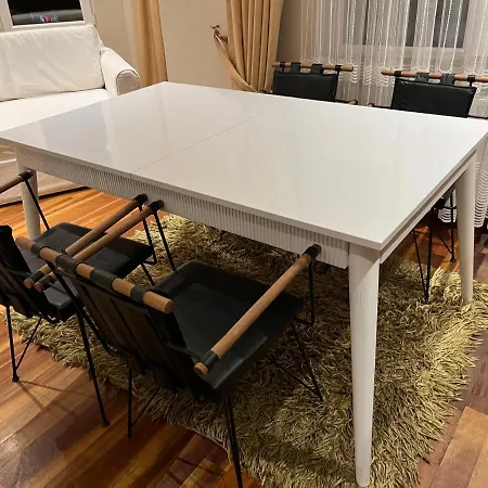 Large 4-bedroom Gem Behind Cevahir Mall, Sisli Διαμέρισμα